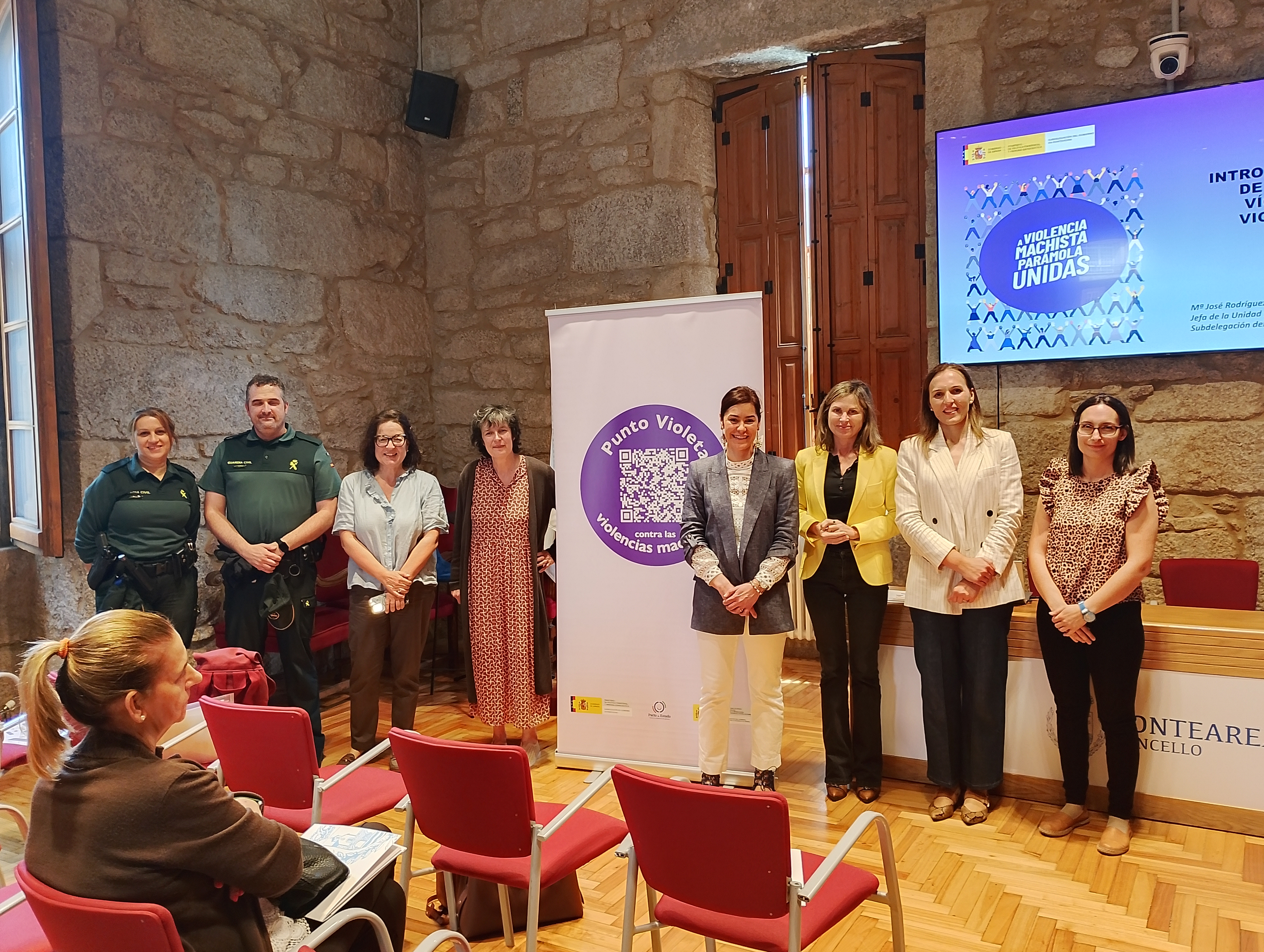 Los farmacéuticos de la provincia de Pontevedra finalizan en Ponteareas los encuentros comarcales enmarcados en la lucha contra la violencia de género - Colegio de Farmacéuticos de Pontevedra